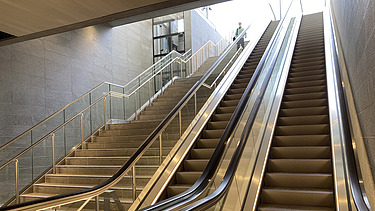 Metrotrappe set nedefra